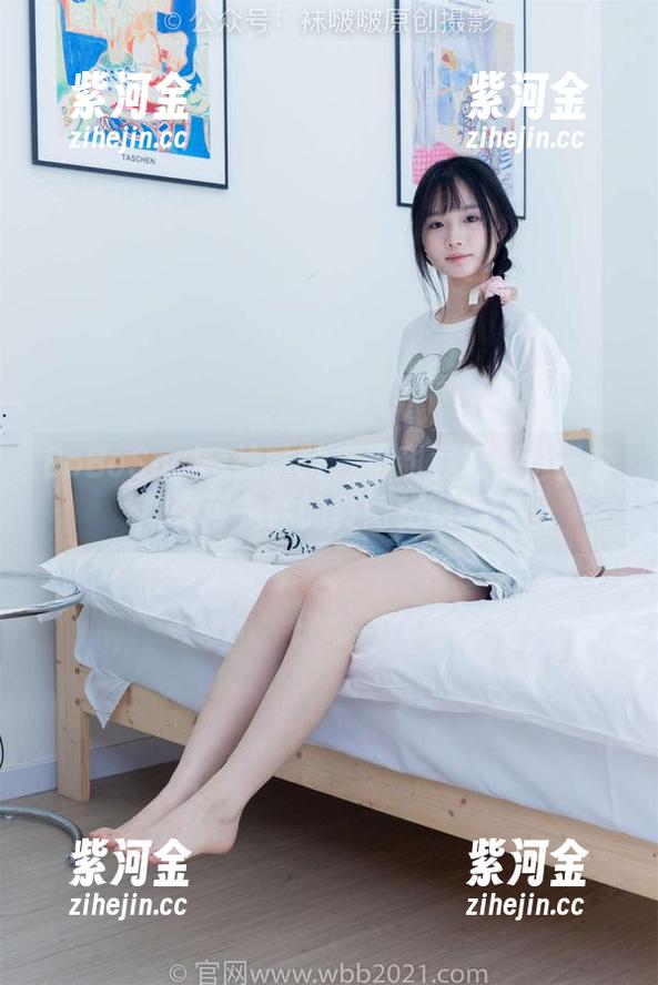 BoBoSocks袜啵啵 - 小甜豆说：这三套服装可是我的美图秘籍哦！