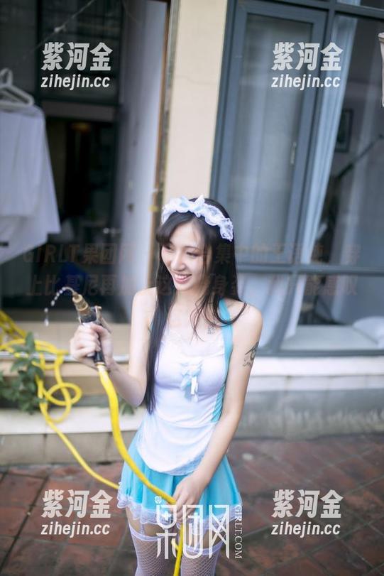 GIRLT果团网-王语纯 GIRLT果团网 - 私拍合集中的王语纯,穿上比基尼再加上这妖娆身姿,我只能感叹这人生