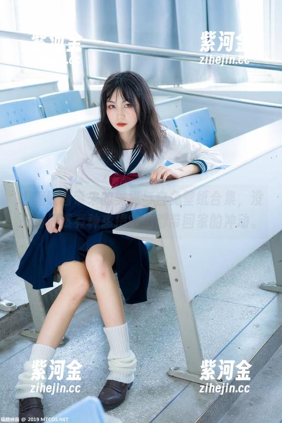 MTYH喵糖映画 喵糖映画带来的黑猫与白兔壁纸合集,没想到居然有种想把它们都带回家的冲动。