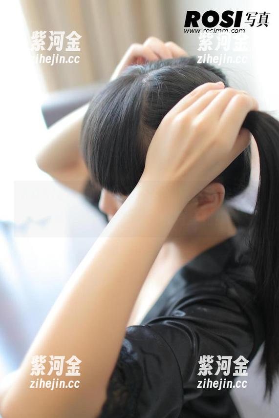 ROSI写真 ROSI的“甜心”写真:看完后我决定,从今天起只喝水,保持身材!