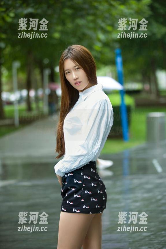 TuiGirl-纯小希 TuiGirl - 免费写真在手,纯小希的旅拍居然让小心脏跳得这么快…