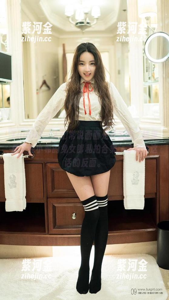 TuiGirl-纯小希 TuiGirl - 人们常说画面是朴素的,结果看了纯小希的兔女郎私拍合集,才明白这话的反面。