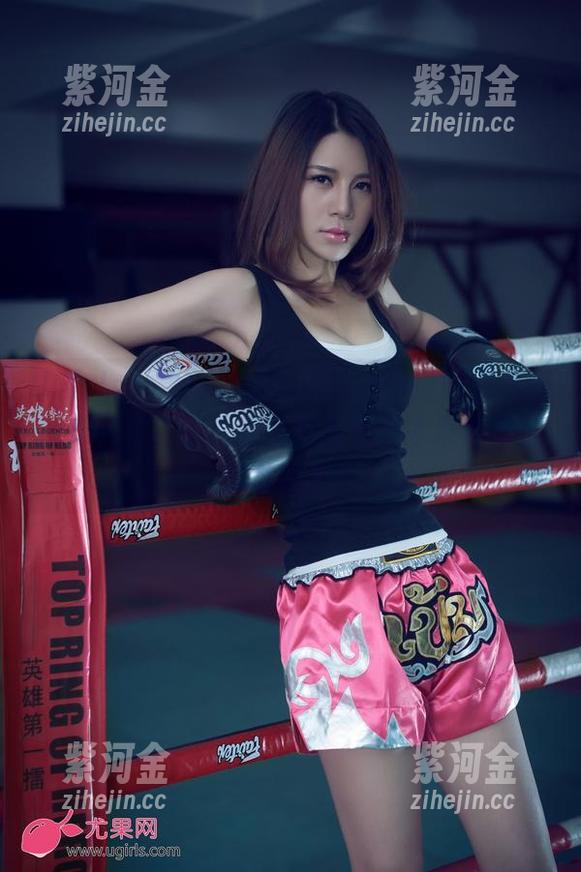 UGirls尤果网-黛斯羽 UGirls尤果网 - 轻松闲聊——黛斯羽礼服图集分享,效果堪比有人拿着冰淇淋走路那种理解!