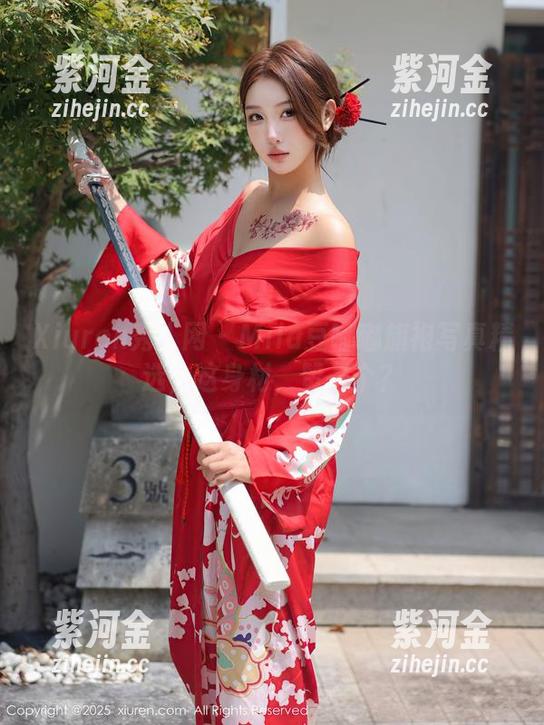 Xiuren秀人网-Mila豆嘟嘟 Xiuren秀人网 - Mila豆嘟嘟旗袍写真精选,这身材,赞一个?