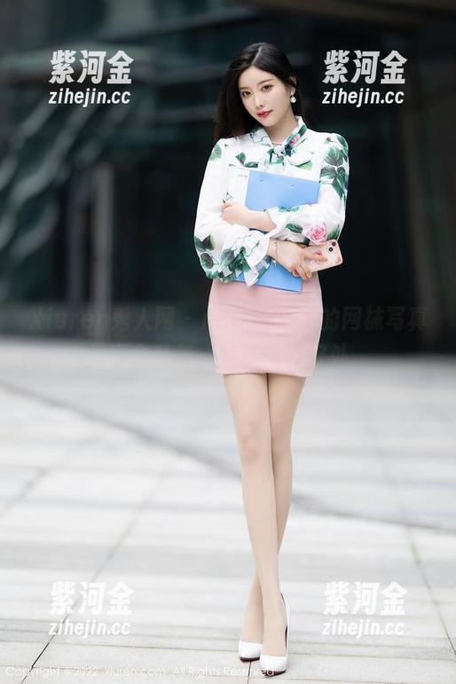 Xiuren秀人网 - nancy小姿的网袜写真：姿态乱舞，气氛恰到好处。