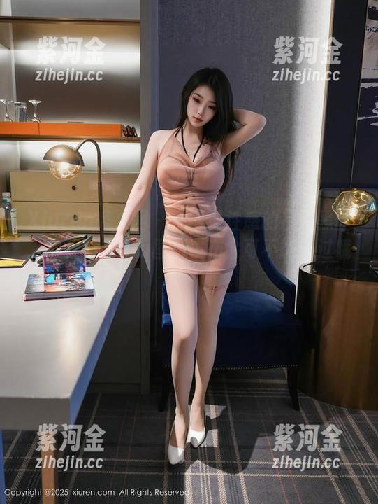 Xiuren秀人网 - 全网最性感的吊带黑丝，佘贝拉bella图包发布会可不能错过哦！