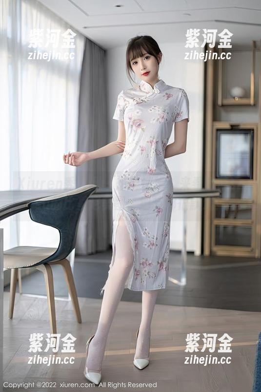 Xiuren秀人网-晚苏susu Xiuren秀人网 - 想要惊艳?来看晚苏susu的比基尼美图,细节都很飘逸!