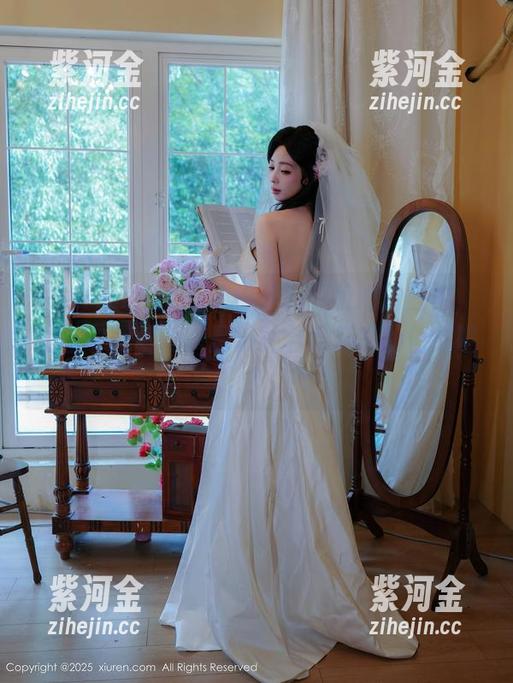 Xiuren秀人网 - 柚子178和她的白裙，美图中藏着的，是哪种若隐若现的俏皮呢？