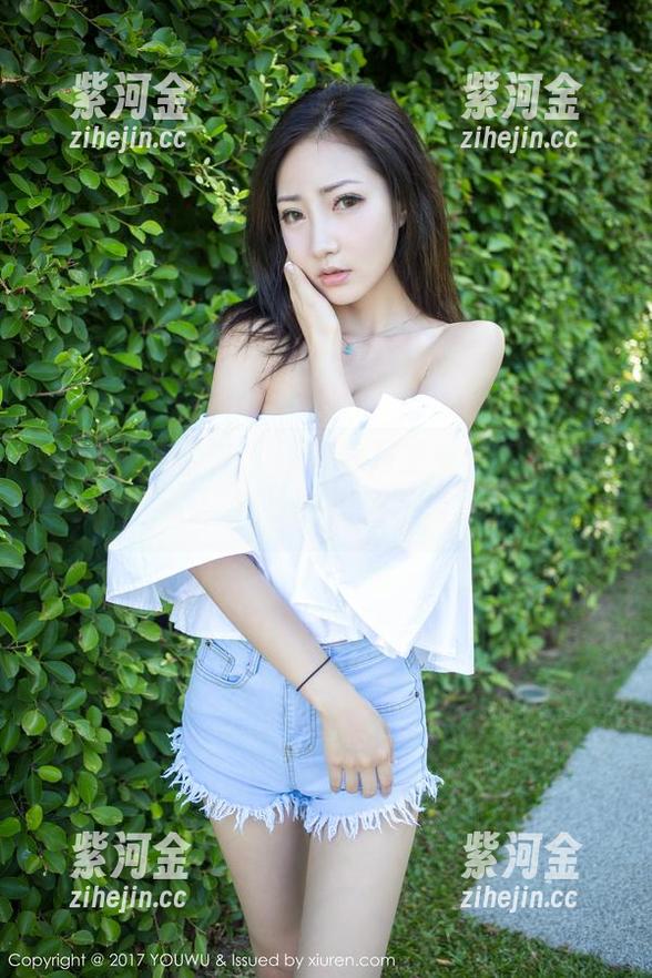 YouMi尤蜜荟 - 周妍希万圣节图包：别担心，我比南瓜还好看！