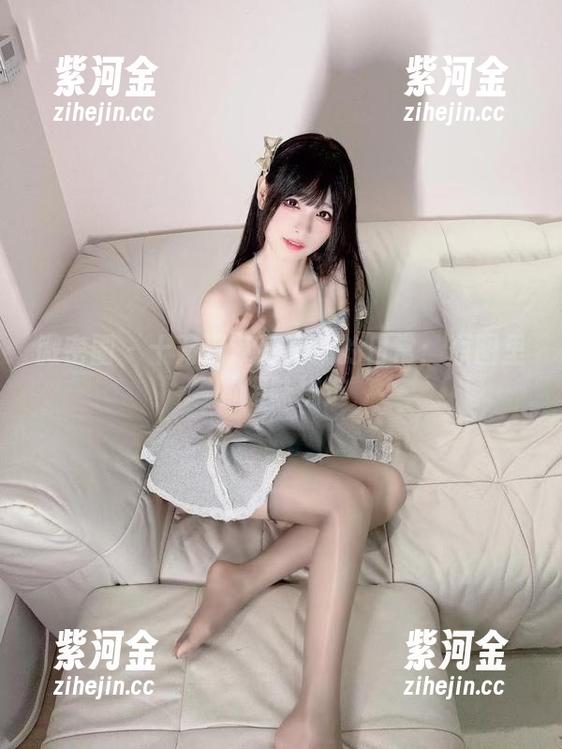 十万口草莓粥粥 微密圈 - 十万口草莓粥粥的日常:原图里的趣味挑选
