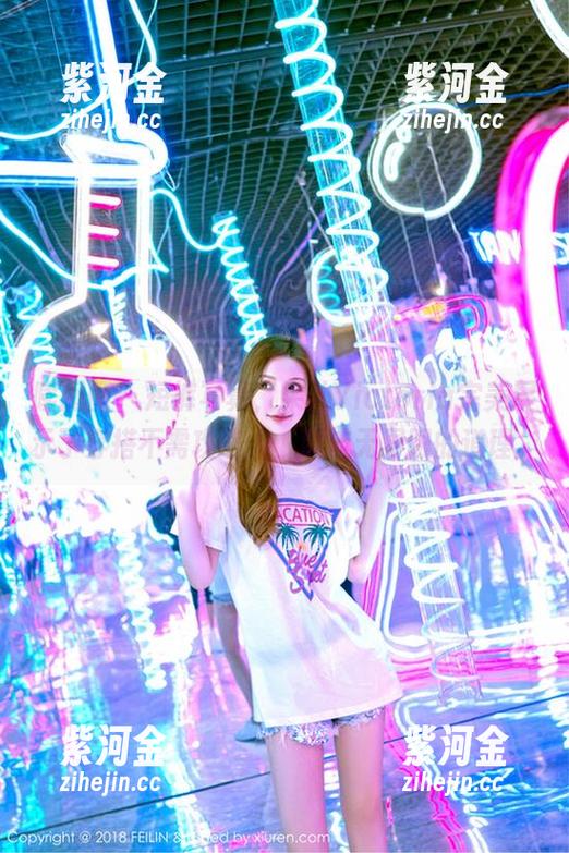 嗲囡囡-果儿Victoria 嗲囡囡 - 短裤写真,果儿Victoria完美展示了穿搭不需攻略人,潮流无界限的道理。