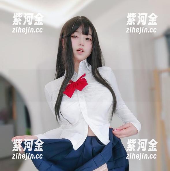 作品里的女主K，到底在用内衣讲述怎样的情绪？