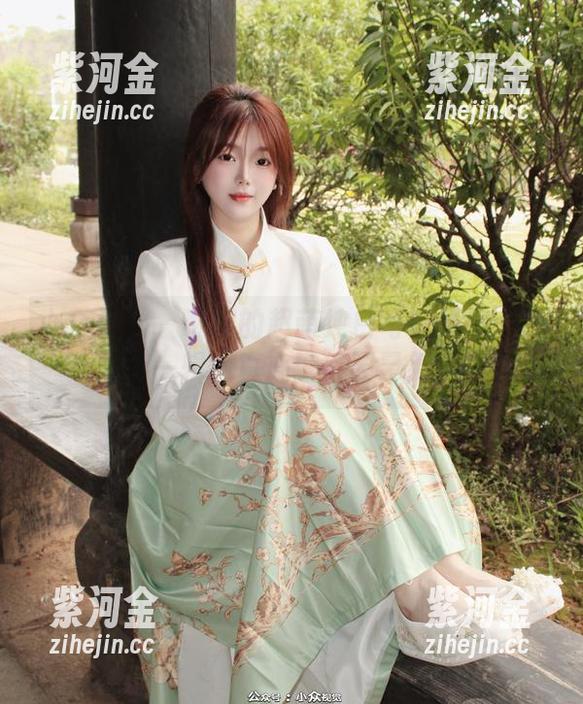 小众视觉-嘤嘤 小众视觉 - 嘤嘤的超萌纯白写真集——最新一辑,真心觉得要晕倒了