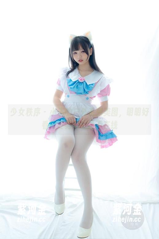 少女秩序-小满 少女秩序 - 小满的户外系列美图,明明好看的姿势却总是不在线