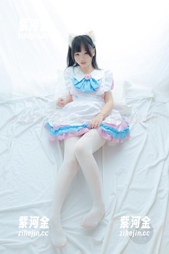 少女秩序-鹿可 少女秩序 - 睡衣图册,鹿可恰好找到放松的姿态。