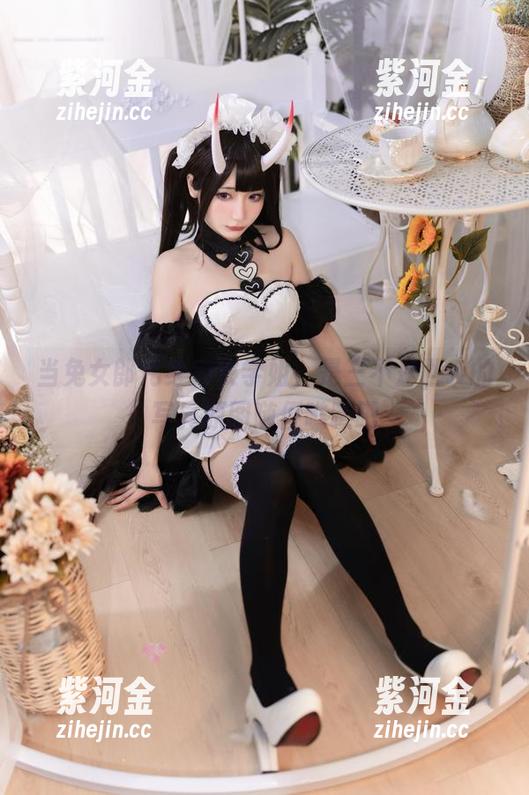 当兔女郎化身麻衣学姐，是三不是世w的写真原图随便瞧瞧吧