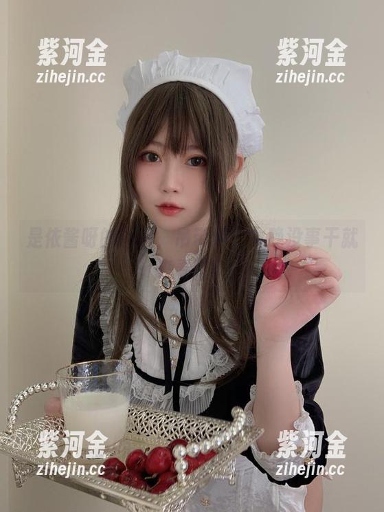 是依酱呀 是依酱呀的图集,吊带照,今晚没事干就来看吧!