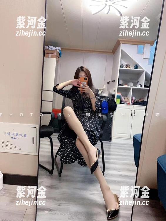 林子琳喵 微密圈 - 林子琳喵的全套写真,体态轻松又自在,果然摄影师有两把刷子