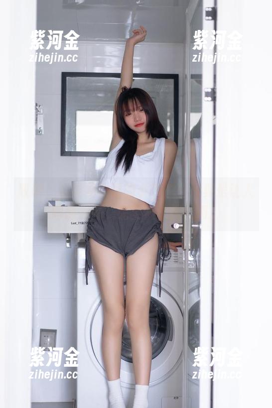 哎呦，柒柒要乖哦的小灰兔图片真是让人眼前一亮，完全不能抵挡啊。