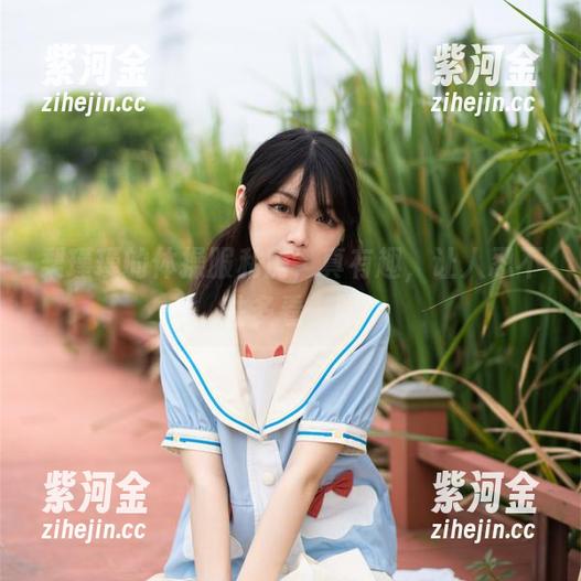 梨瑾瑾的体操服私房，真有趣，让人忍不住多看一眼