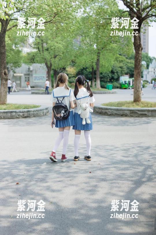 最新写真集来啦！森萝财团黑丝带来的纯情迷雾