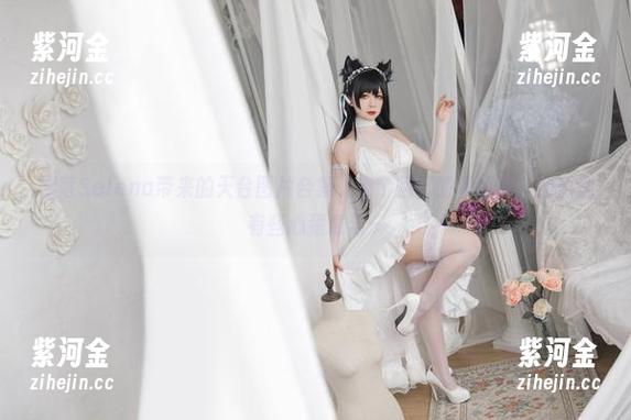 樱落Selena带来的天台图片合集，像个回忆的集邮册，翻翻就有些心猿意马～