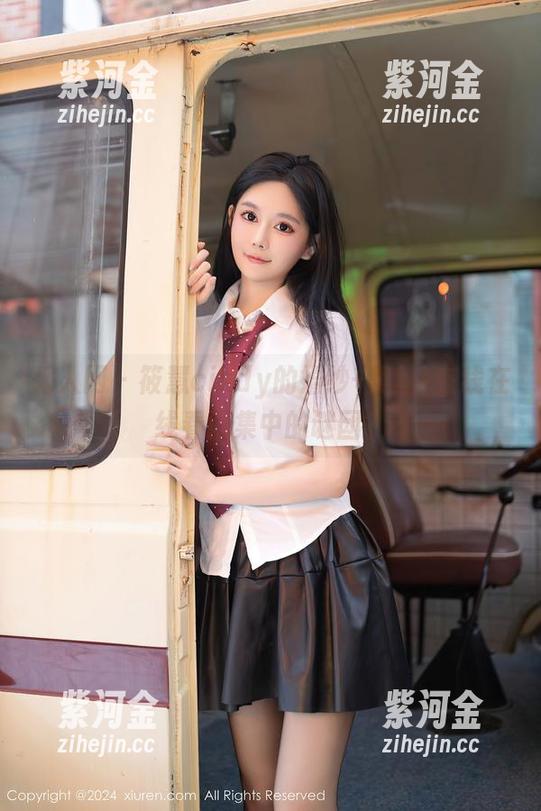 秀人网-筱慧cindy 秀人网 - 筱慧cindy的婚纱+黑丝=在线在线看图集中的谜团?
