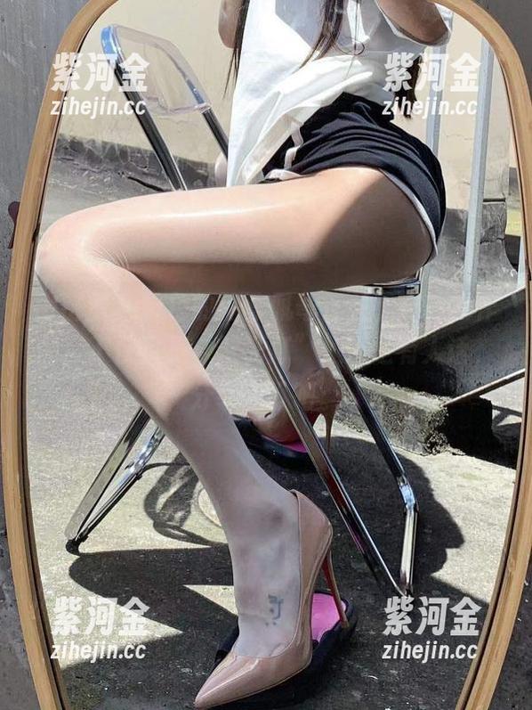 微密圈 - 粉色的猪陈佩奇，关于户外的作品，不仅仅是“聚光灯”，还是有人话，分享一下吧。