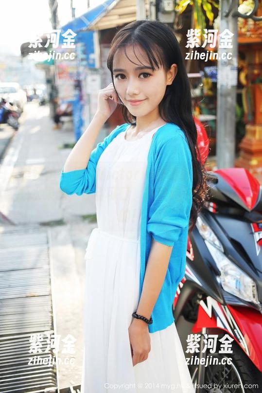 美媛馆-果儿Victoria 美媛馆 - 果儿Victoria套装福利就像一颗水果糖,甘甜可口,原图给你来点新鲜的!