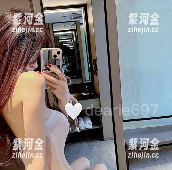 微密圈 - 脸红Dearie最新作品集：当粉丝送花，竟然成了我的生财之道？！