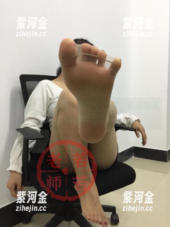 若若老师 微密圈 - 在若若老师的私房里,姐姐的美丽无处不在