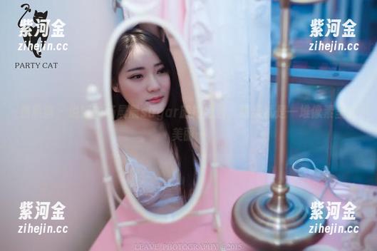 轰趴猫-杨晨晨sugar 轰趴猫 - 说好的杨晨晨sugar旅拍图包,结果就是一堆像素里的美丽…