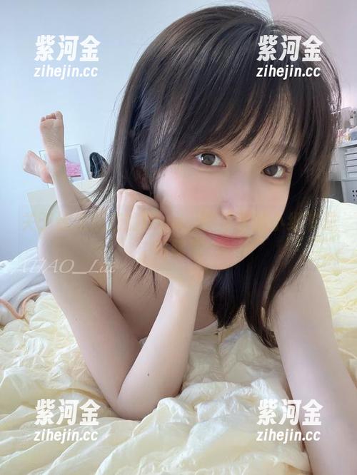 迷之呆梨 关于迷之呆梨的Blue:图库里的小细节总亮瞎眼