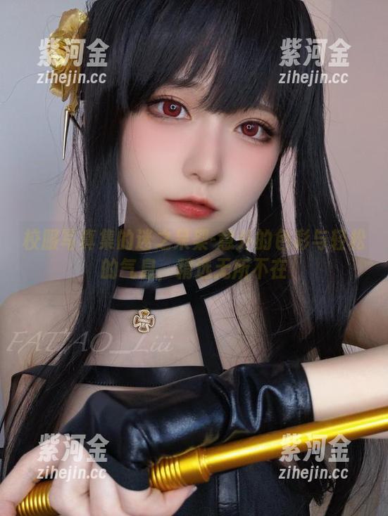 校服写真集的迷之呆梨-意外的色彩与轻松的气息，精选无所不在