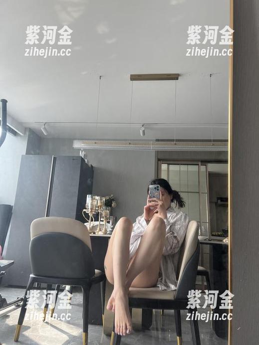 金希儿 微密圈 - 金希儿搞的图册:护士不止是清纯,还有点小叛逆的气息